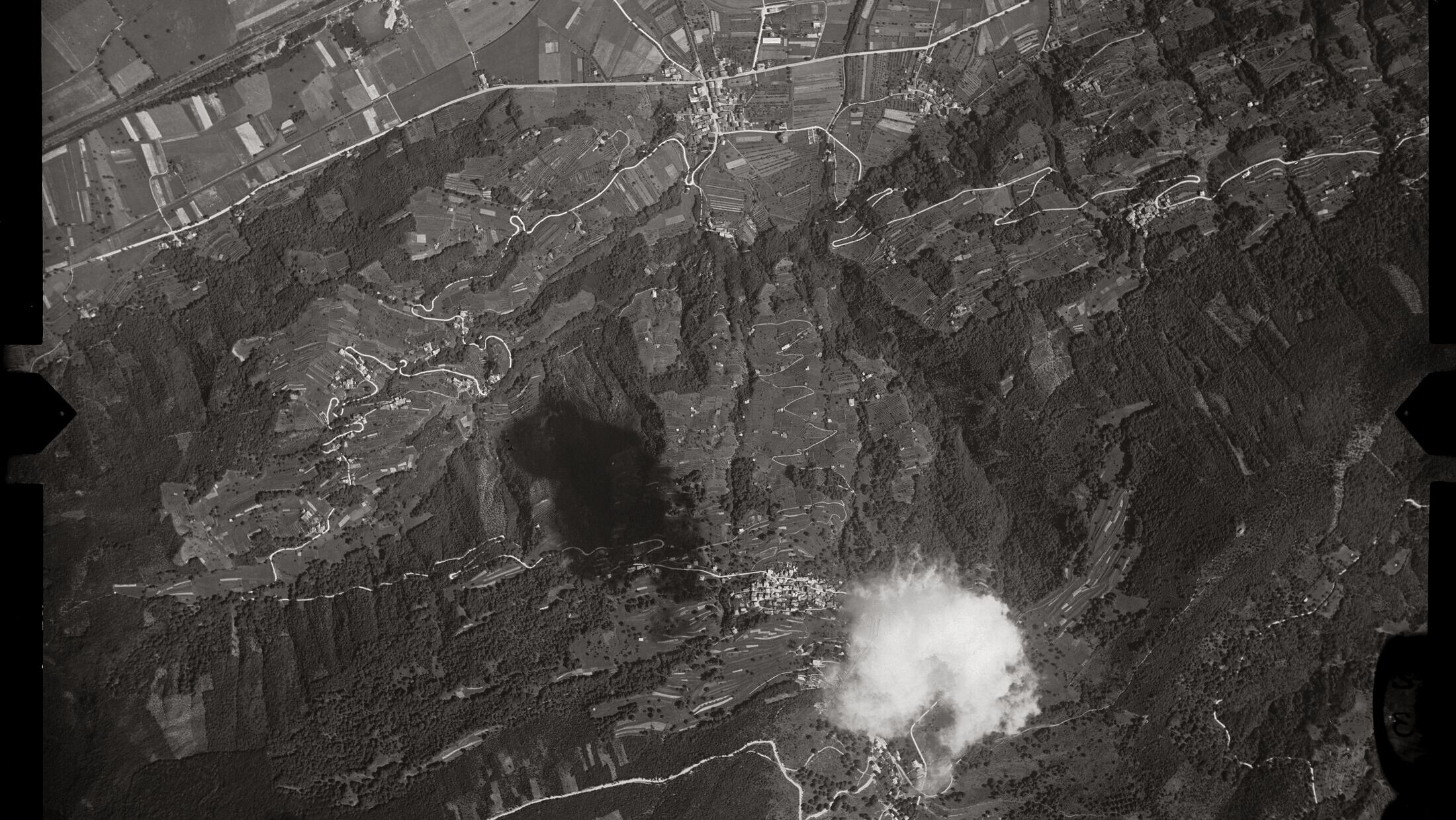 Foto aerea storica di Bioggio · 1944